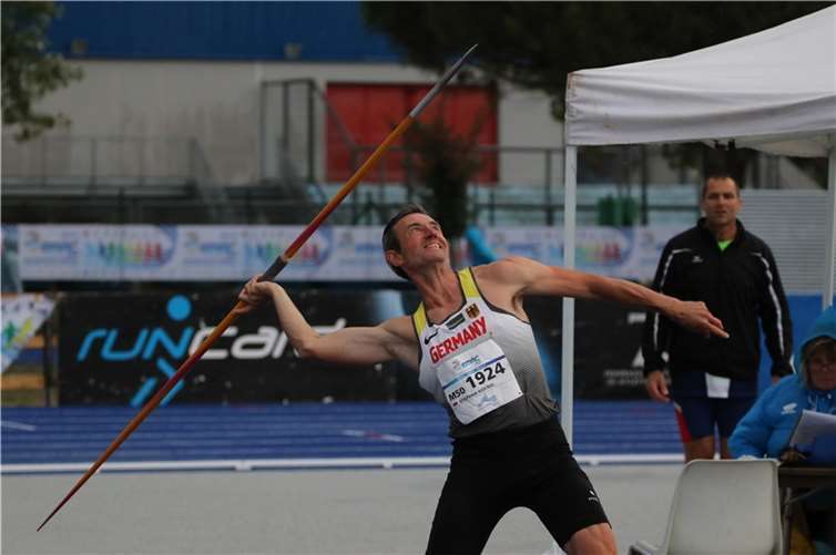 Stephan König beim Speerwurf. Foto: privat