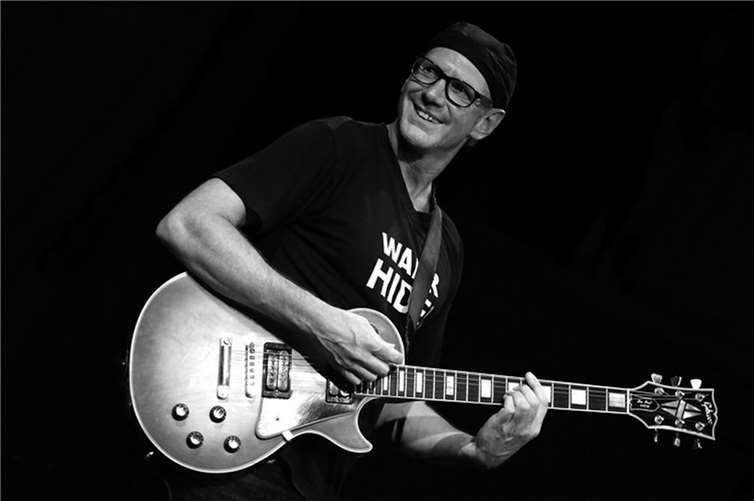 Stephan Maria Glöckner präsentiert sein neues Projekt Stingchronicity. privat