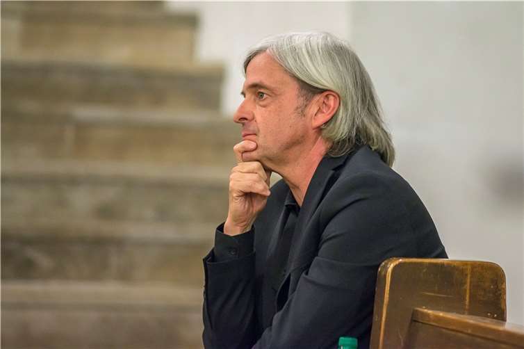 Stephan Wahl ringt um Worte gegen die Sprachlosigkeit.  Copyright:©Annette Krumpholz, KEB