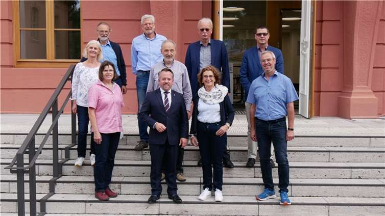 Stephan Wefelscheid (Freie Wähler) lud politikinteressierte Bürgerinnen und Bürger aus der VG Rhein-Mosel in den Landtag nach Mainz ein. Quelle: Büro von Stephan Wefelscheid