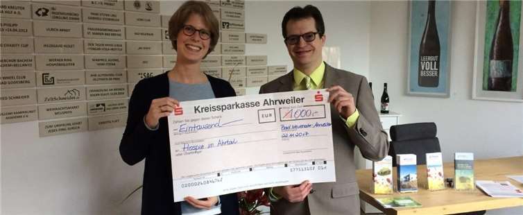 Steuerberater Mirko Perra spendete 1000 Euro für das stationäre Hospiz.privat