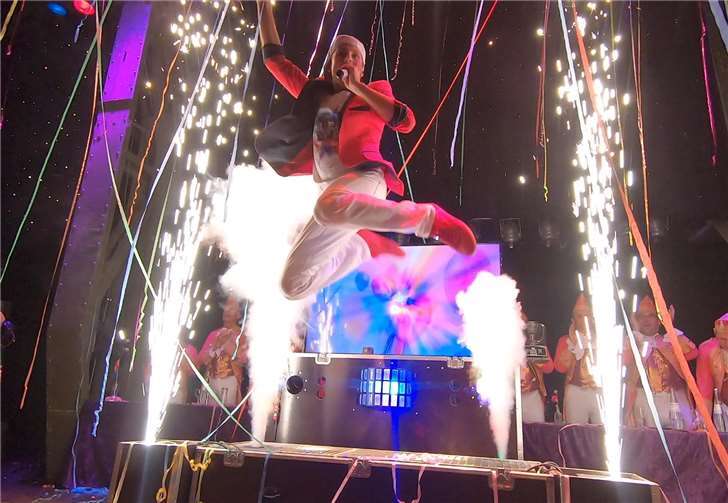 Steven Alan ist ein Party-Garant: Das Equipment bringt der Entertainer selbst mit.