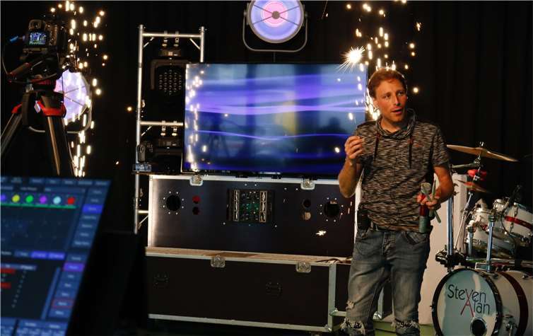 Steven Alan machte mit seinem Auftritt den Anfang.