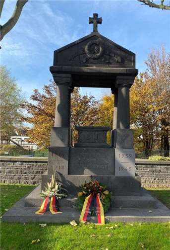 Stilles Gedenken an die Opfer von Kriegen und Gewalt.Foto: privat