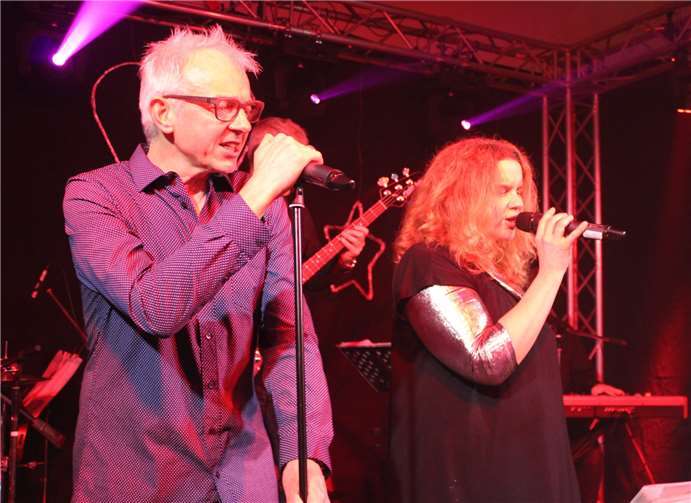 Stimmgewaltiges Duo: Mario Glasner und Ellen Thies.