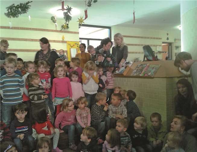Stimmungsvoll wurde die Adventszeit im Westumer Kindergarten eingeläutet. privat