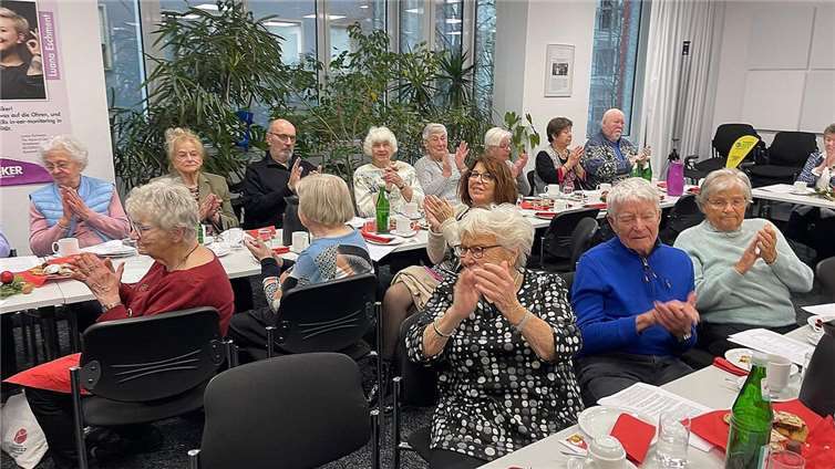 Stimmungsvolle Weihnachtsfeier des Koblenzer Vereins Treffpunkt Ohr. Fotos: Treffpunkt Ohr