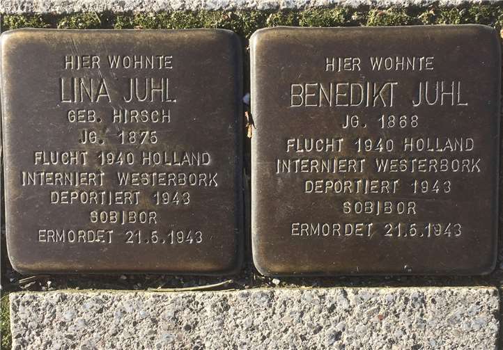 Stolpersteine wie diese helfen nicht zu vergessen.privat