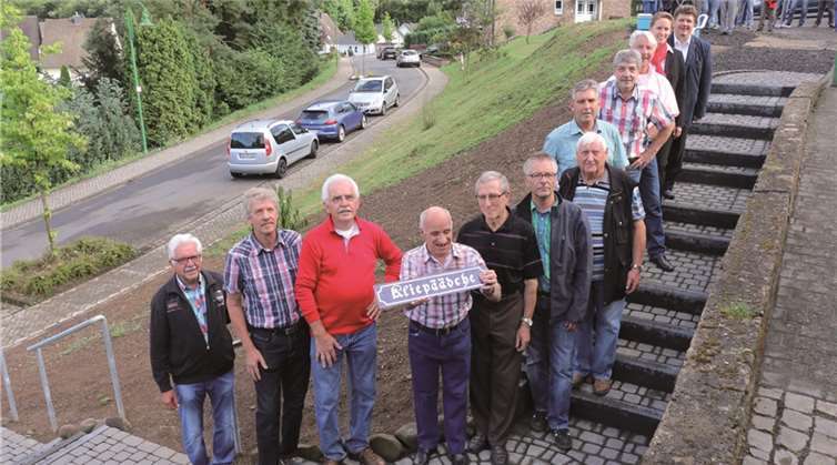 Stolz präsentierten die Steinbeißer ihr aktuelles Projekt, das „Kliepäädche“. SES