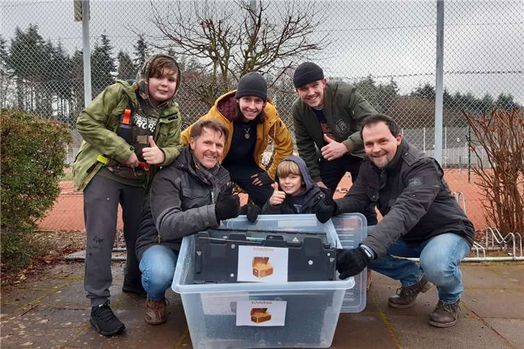 Stolz präsentierten sie am Ende "ihren Schatz".