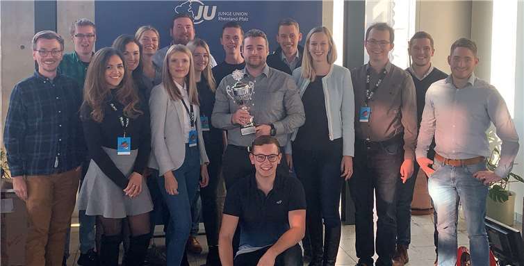 Stolz und motiviert geht die Junge Union der Zukunft entgegen.Foto: JU