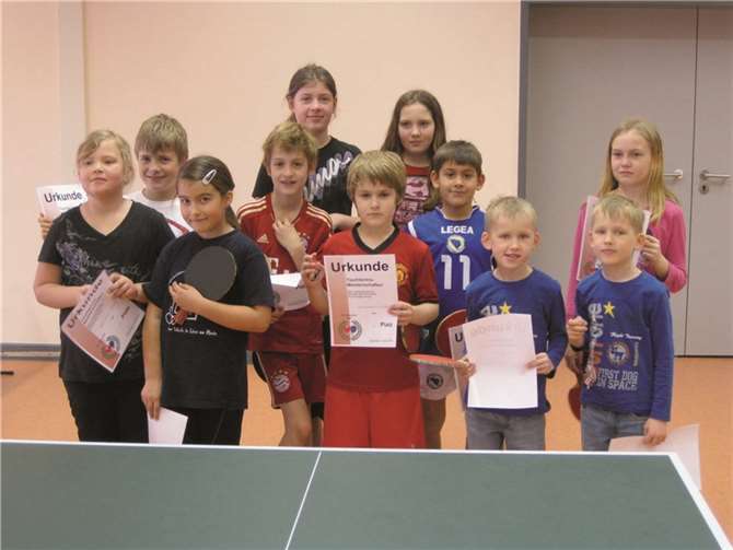 Stolze Sieger bei den Mini-Meisterschaften des TTC Ockenfels.  Privat