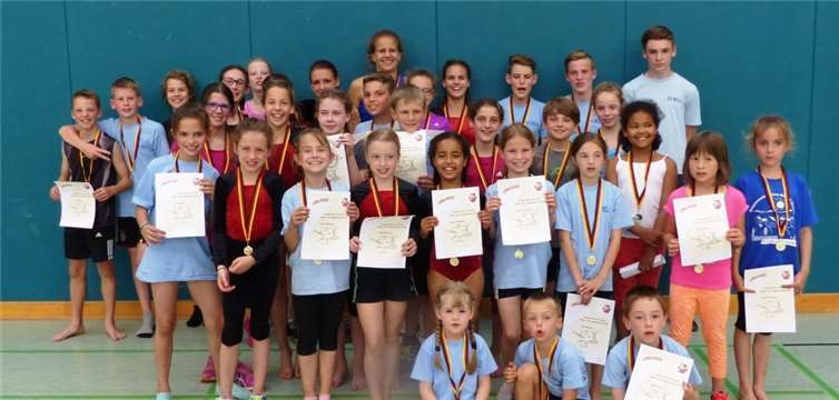 Strahlende Gesichter bei den Kindern des SV Bell. Privat