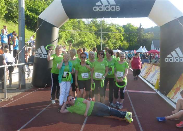Strahlende Gesichter bei strahlendem Wetter - die Gruppe des SV Müden. privat