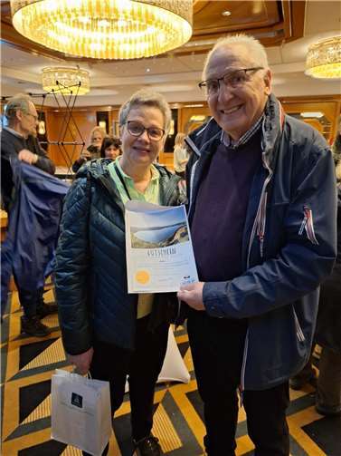 Strahlende Gewinner! Freuen sich schon auf ein Wochenende in der Vulkanregion Laacher See.  Foto: Vulkanregion Laacher See, I. Pütz