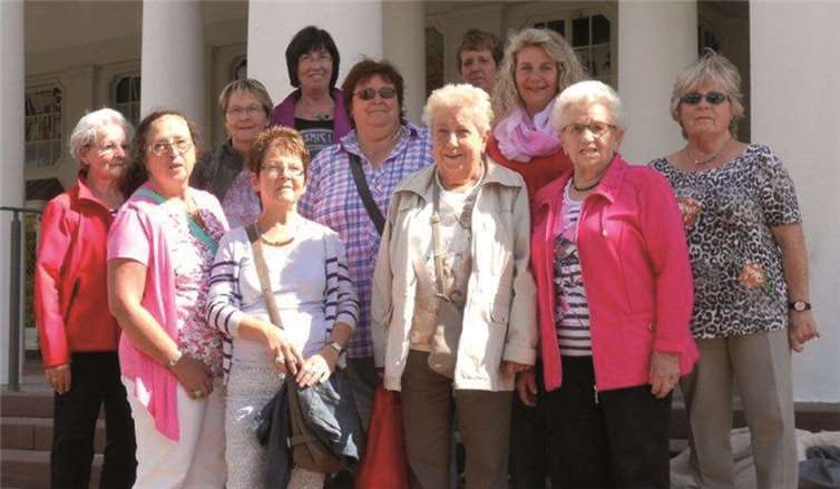 Strahlende gesichert beim Jahresausflug der Frauengemeinschaft Monreal.  Privat