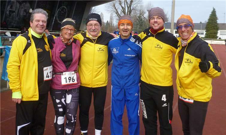 Strahlender Sonnenschein und sechs motivierte Läufer beim Insellauf in Königswinter. Foto: privat
