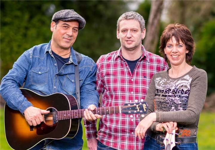 Straight & dry sind zu Gast in Mayen. Foto: Straight & dry