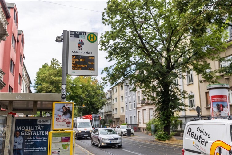 Straßenbahnhaltestelle Chlodwigplatz. Der barrierefreie Umbau wird zurückgestellt. 