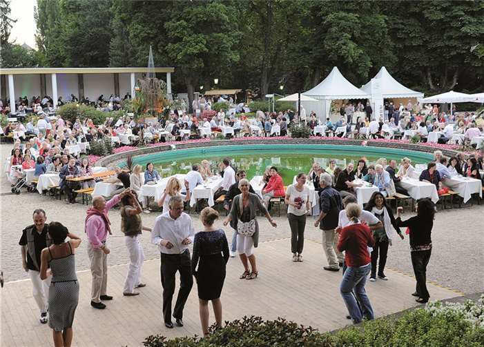 Südamerikanische Rhythmen luden das begeisterte Publikum zum Tanzen ein.