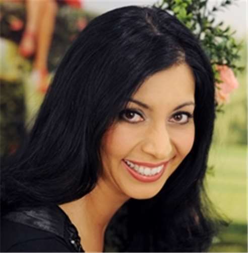 Sufya Esmatyar-Heinemann hält einen Vortrag zum Thema „Rücken- und Gelenkbeschwerden aus ganzheitlicher & ayurvedischer Sicht“. privat