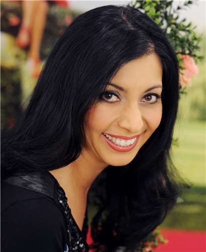 Sufya Esmatyar-HeinemannEva Schlitt