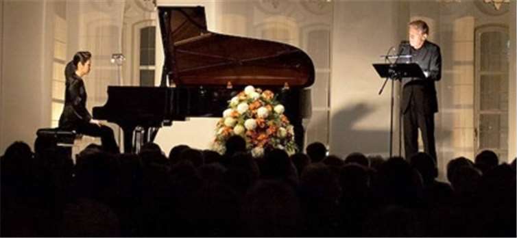 Sung-Hee Kim-Wüst und Hans Werner Wüst.Foto: privat