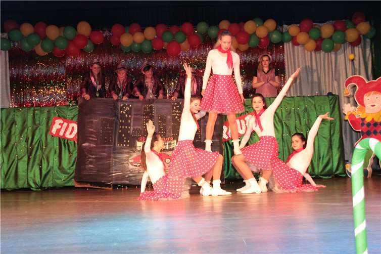 Super Nummer: „Sweet hearts“ von den Fidelen Fünkchen.