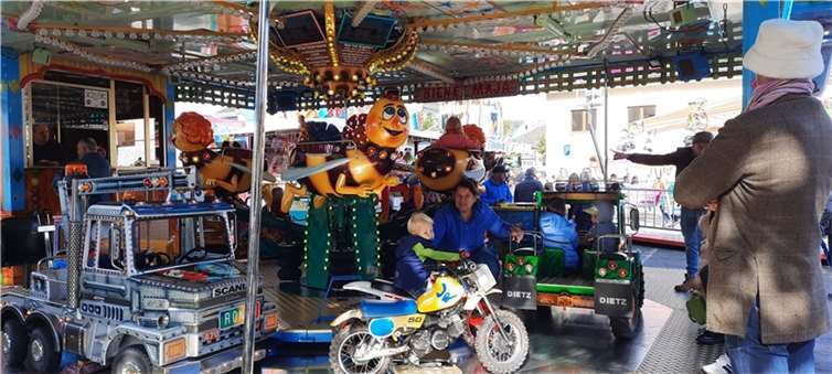 Super Stimmung gab es auf dem Karussel. 