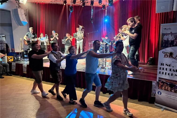 50 Jahre Musikfreunde Lantershofen feiern mit großem Blasmusik-Festival