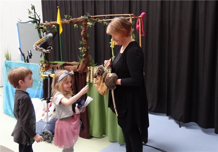 Susanne Hildebrandt brachte den Kindern das Thema „Müll“ näher. Foto: privat