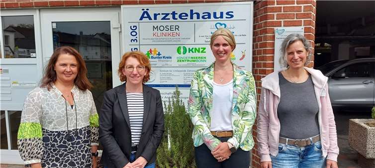 Susanne Müller (2.v.li.) während ihres Besuches beim Bunten Kreis Rheinland.  Foto: privat