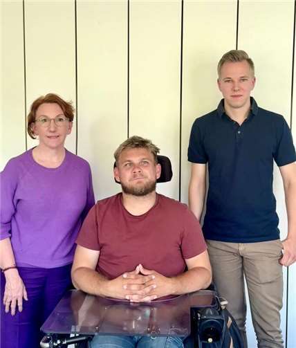 Susanne Müller, Justin Drescher, Noah Wand (Landesvorsitzende Fahrgastverband Pro Bahn für Rheinland-Pfalz und Saar).  Foto: Hannah Uhrmacher