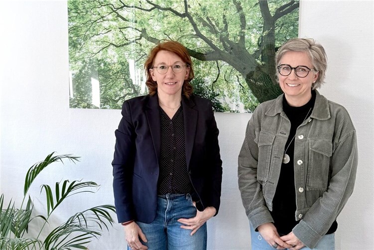 Susanne Müller, MdL und Schulleiterin Cathrin Neukirchen.