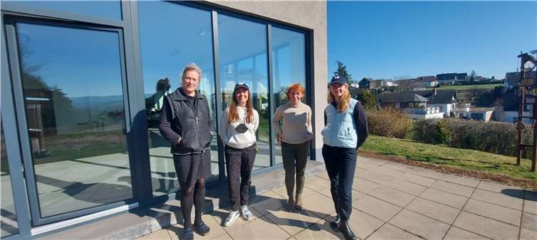 Susanne Müller wurde im Kunstpavillon Burgbrohl herzlich empfangen.  Foto: privat