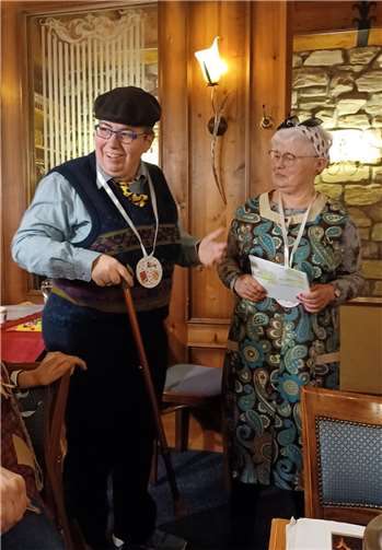 Susanne Reuter und Henni Sauerborn als altes Ehepaar.