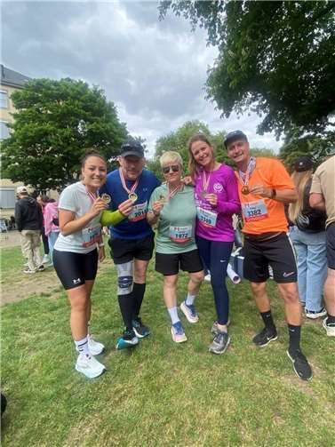 Susanne Schuster, Philipp Schuster, Catrin Steuerwald, Felicitas Herrmann und Heiko Schilling gingen bei optimalen äußeren Bedingungen um 10:00 Uhr an den Start. Foto: privat