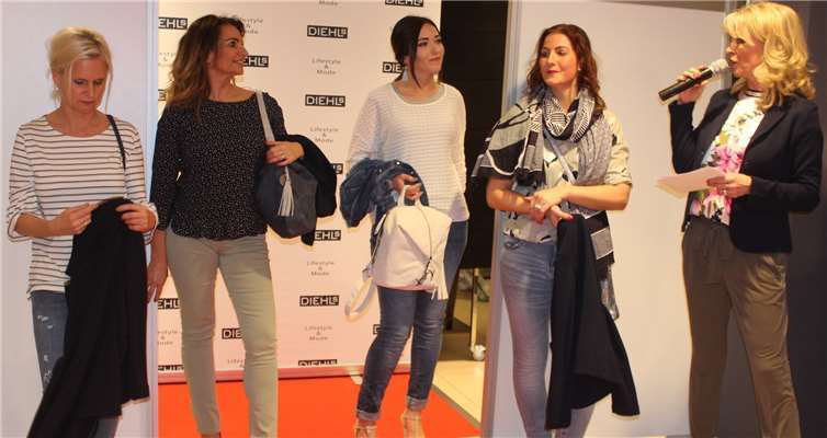 Susanne Tischler (r.) zeichnete sich für die Moderation der Veranstaltung verantwortlich.