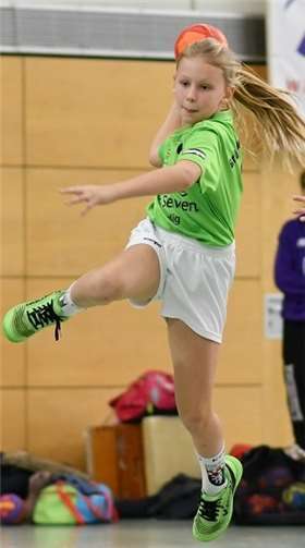 Svea beim Wurf.privat