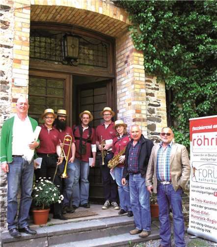 „Swingin Brass“ begeisterte beim „Kultur-Sonntag“ in der Moselkerner Wollfabrik, der von der röhrig-forum Kulturbühne unterstützt wurde. Privat