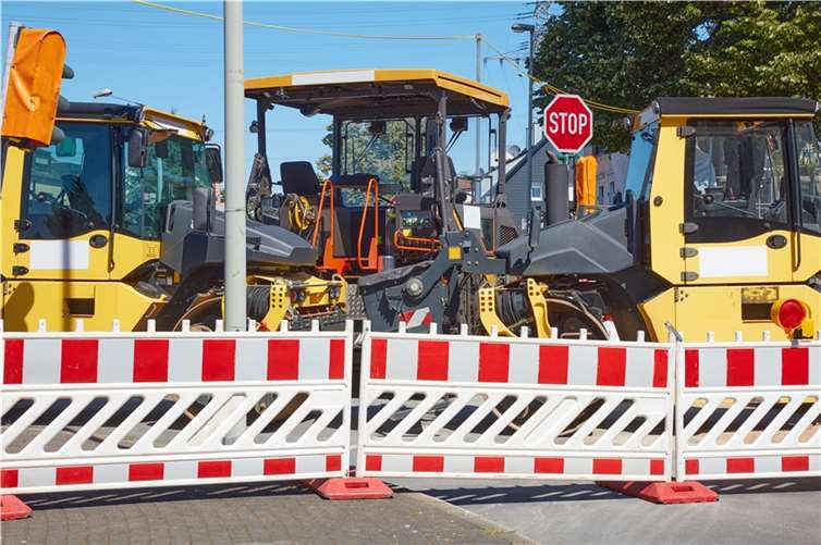 Arbeiten finden unter Vollsperrung statt Symbolbild Copyright: Foto-Ruhrgebiet - stock.adobe.co