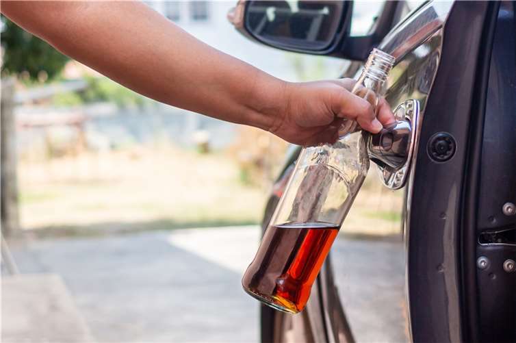 Westerwald: Betrunkene Autofahrerin mit über 2 Promille gefährdet Verkehr Symbolbild. Foto: Maderla - stock.adobe.com