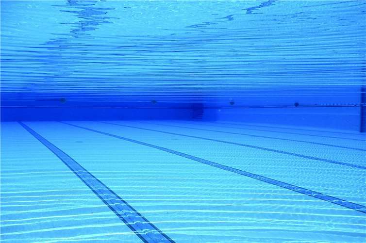 Pool-Party endet mit Schlägerei Symbolbild. Foto: Pixabay