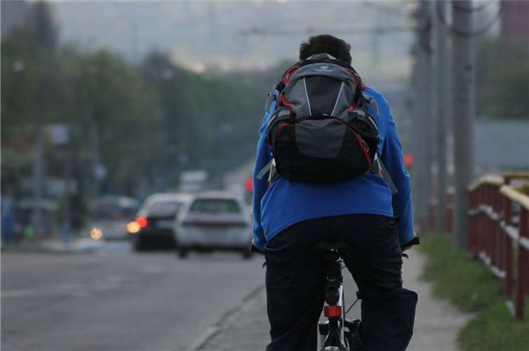 Neuwied: Autofahrer zoffen sich mit Radfahrer Symbolbild. Foto: Pixabay