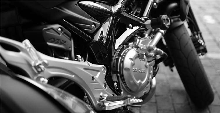 Siershahn: Pkw missachtet Vorfahrt und kollidiert mit Motorrad Symbolbild. Foto: Pixabay