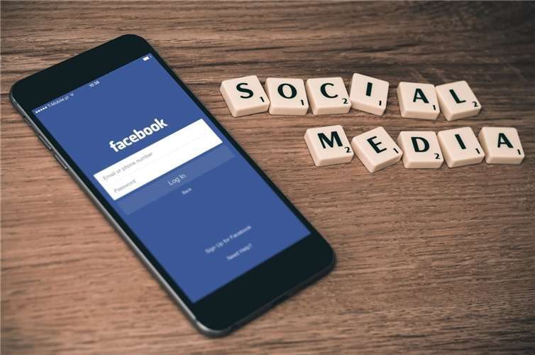 Große Störung bei Facebook und Instagram Symbolbild. Foto: Pixabay