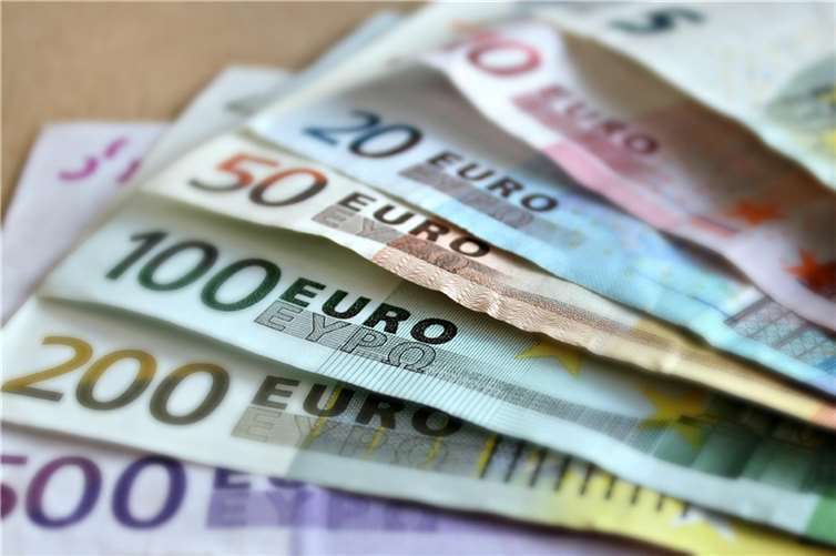 Diebe stehlen Tabakware und Bargeld Symbolbild. Foto: Pixabay.com