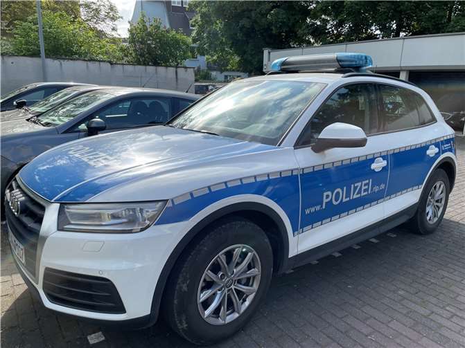 Kastellaun: Diebstahl aus Fahrzeug Symbolbild. Foto: ROB