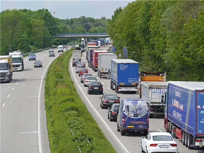 A1 zwischen Hürth und Dreieck Erfttal in Fahrtrichtung Koblenz wird bald wieder freigegeben Symbolbild. Foto: pixabay.com