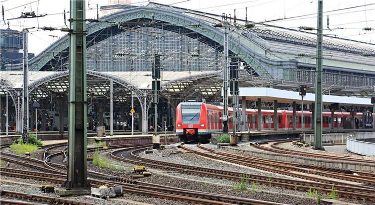 SPNV-Nord zieht gemischte Bilanz der 9-Euro-Ticket-Phase Symbolbild. Foto: pixabay.com